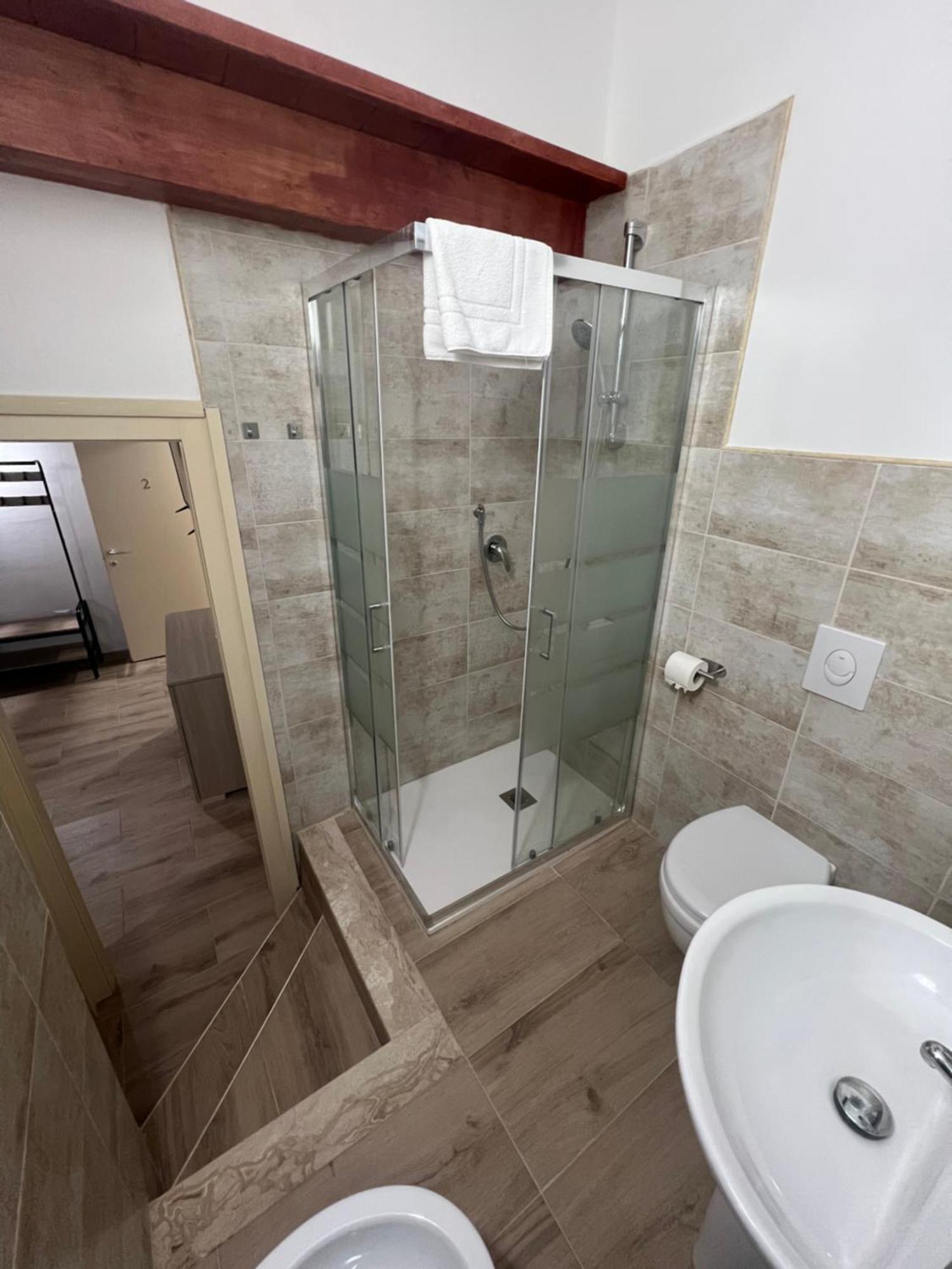 Station Rooms37 Sassari Luaran gambar