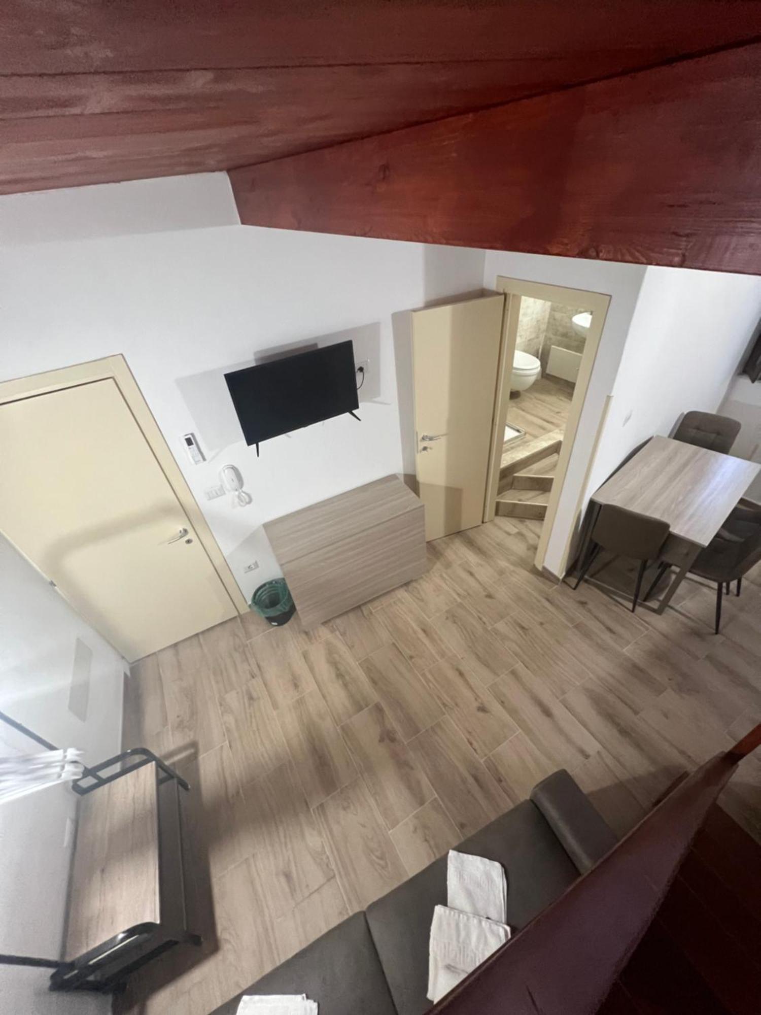 Station Rooms37 Sassari Luaran gambar