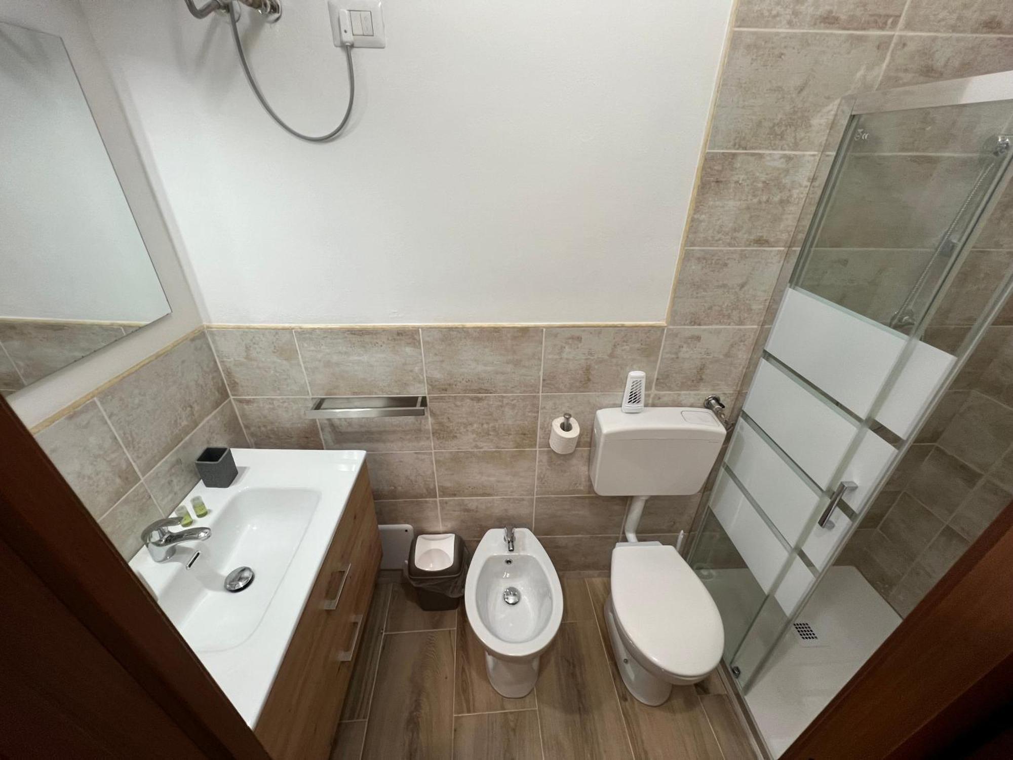 Station Rooms37 Sassari Luaran gambar