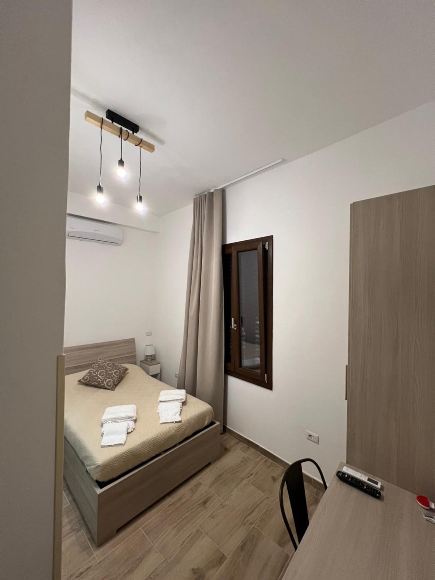 Station Rooms37 Sassari Luaran gambar