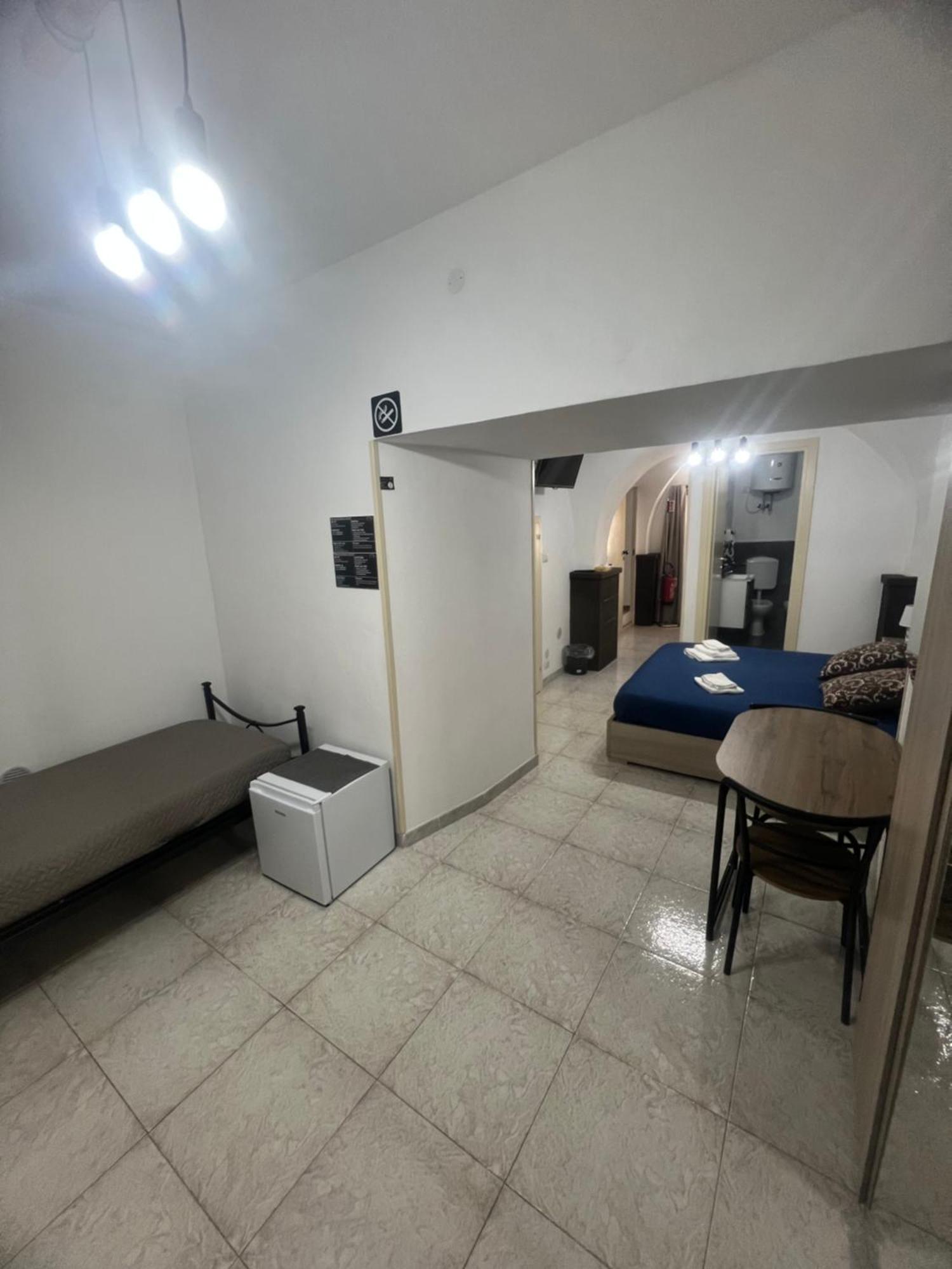 Station Rooms37 Sassari Luaran gambar